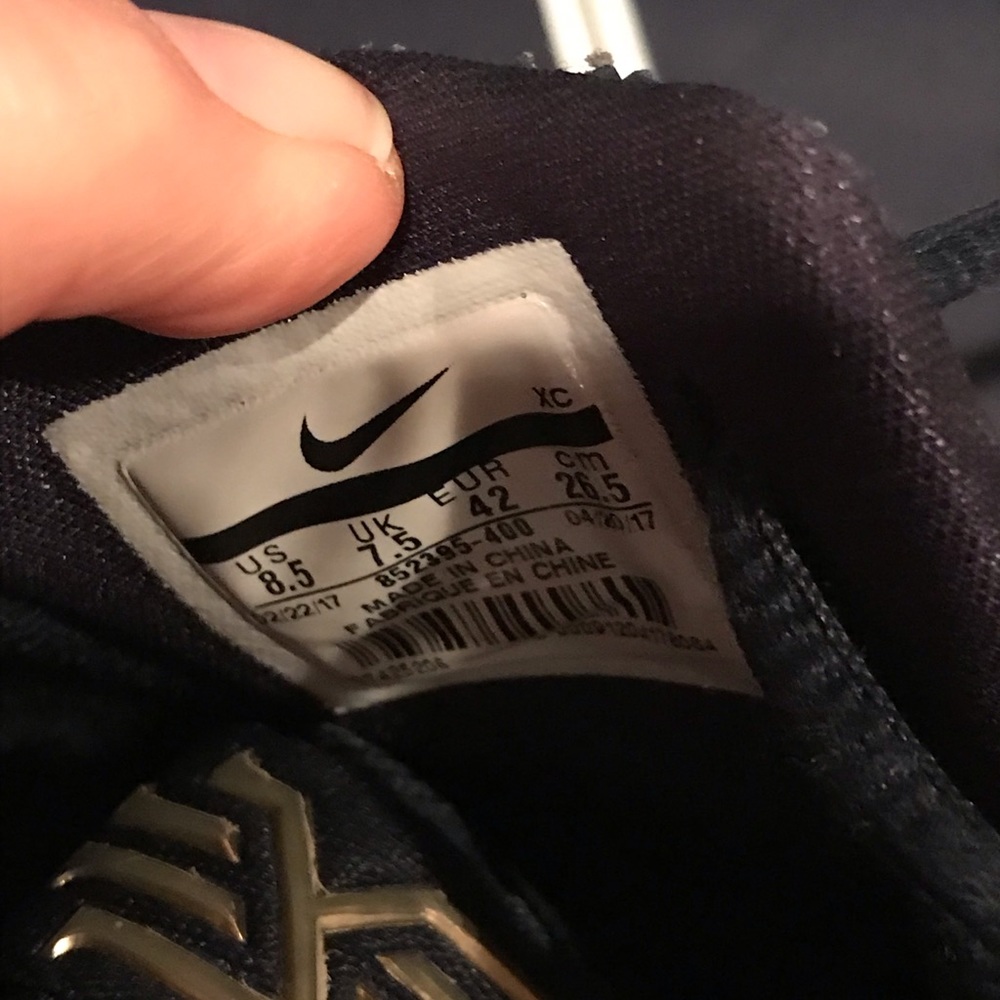 Nike Kyrie 3 basketball shoes